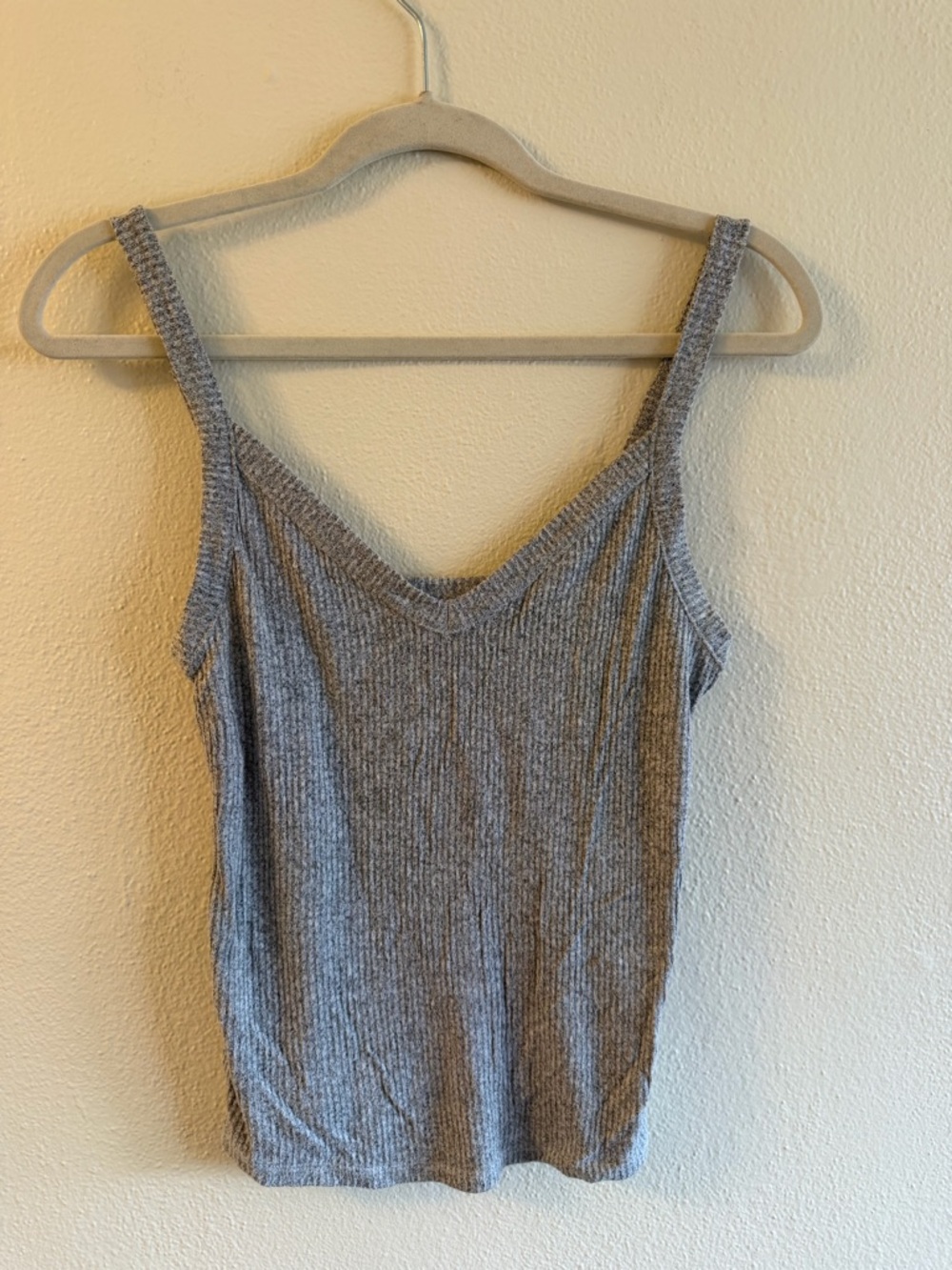 American Eagle Outfitters Gray Ribbed V-Neck Camisole
